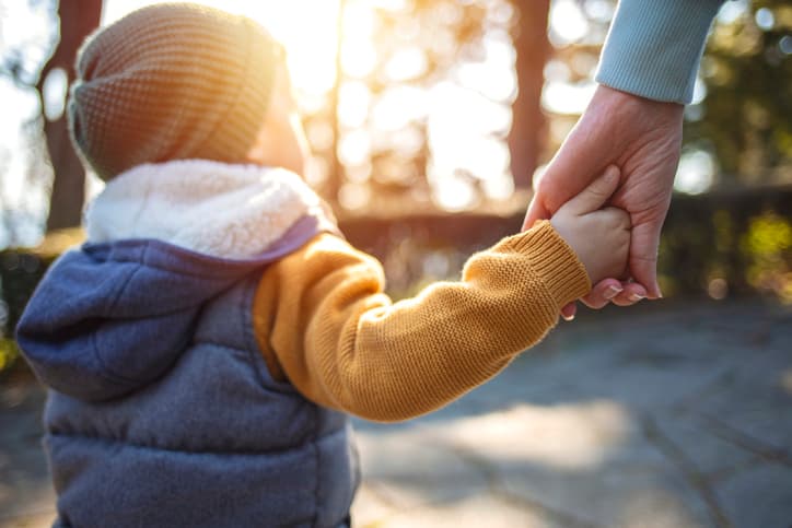 Et si la force des mains permettait de repérer les enfants à risque cardiovasculaire ?