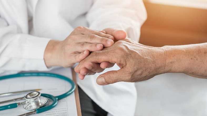 Une revue systématique de littérature pour évaluer les bénéfices de l’activité physique chez les patients atteints de la maladie de Parkinson.