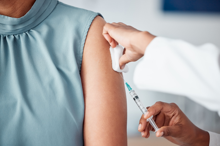Influenza: a recombinant vaccine improves immune response in patients with severe obesity