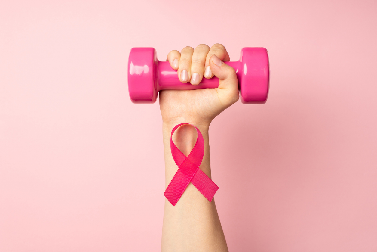 L’exercice combiné, une stratégie gagnante pour la forme cardiorespiratoire post-cancer du sein L’exercice combiné, une stratégie gagnante pour la forme cardiorespiratoire post-cancer du sein