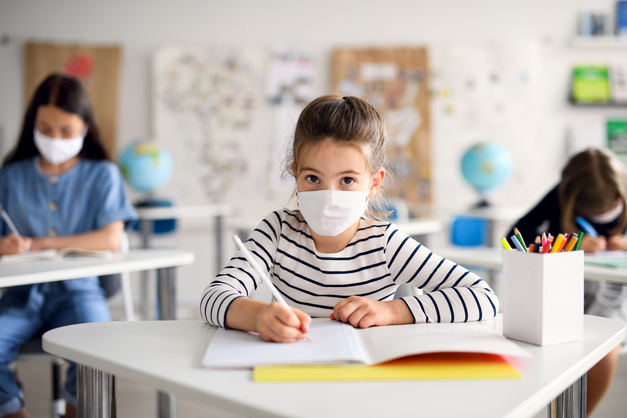 School epidemics: should we raise the alarm? School epidemics: should we raise the alarm?