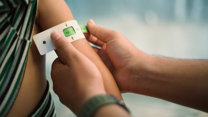 Une revue systématique sur les interventions nutritionnelles chez les patients hospitalisés malnutris ou à risque élevé de malnutrition Une revue systématique sur les interventions nutritionnelles chez les patients hospitalisés malnutris ou à risque élevé de malnutrition