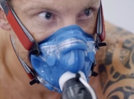 Jenson Button VS les frères Brownlee au GSK Human Performance Lab