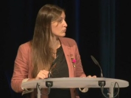 Stabilité physico-chimique de solutions diluées d'ipilimumab Stabilité physico-chimique de solutions diluées d'ipilimumab