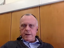 Upfront treatment of ROS1-rearranged NSCLC