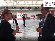 What are the earliest signs of MS - before diagnosis?